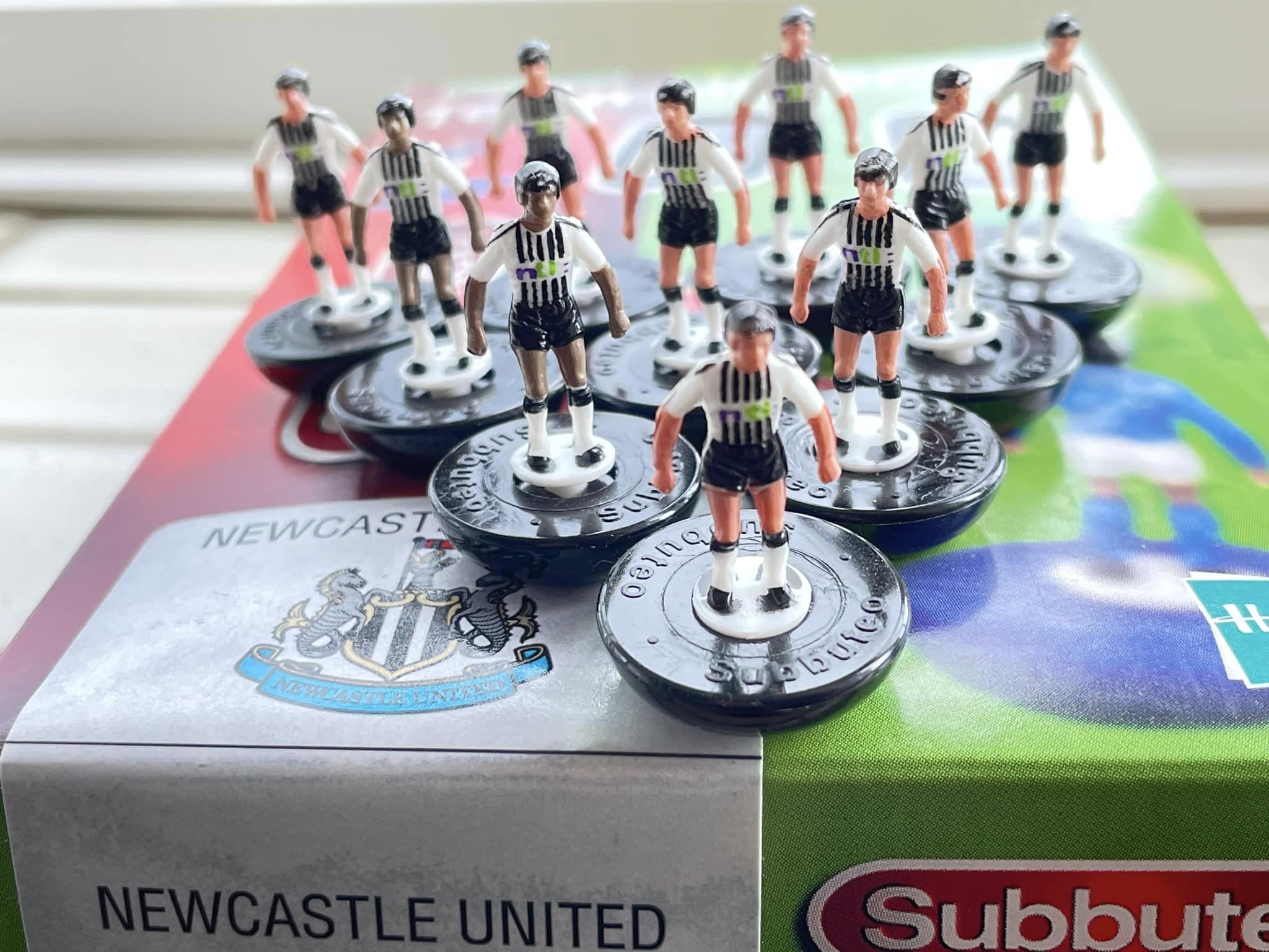 Anciennes Figurines Subbuteo Everton Réf 2 Blanc Et Bleu - Lot Rare Pour Collectionneurs