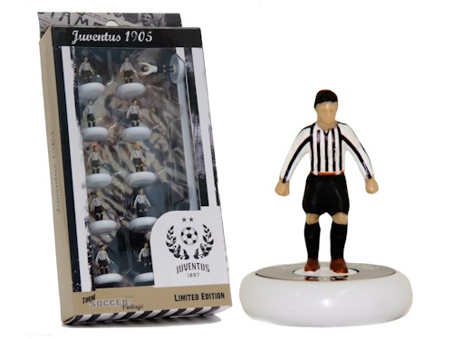 Subbuteo - a collection of vintage Subbuteo table top football game Subbuteo - a collection of vintage Subbuteo table top football game
